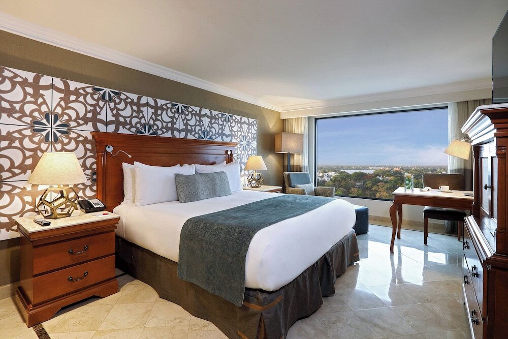 Double M Club Guest room Villahermosa Marriott Hotel
