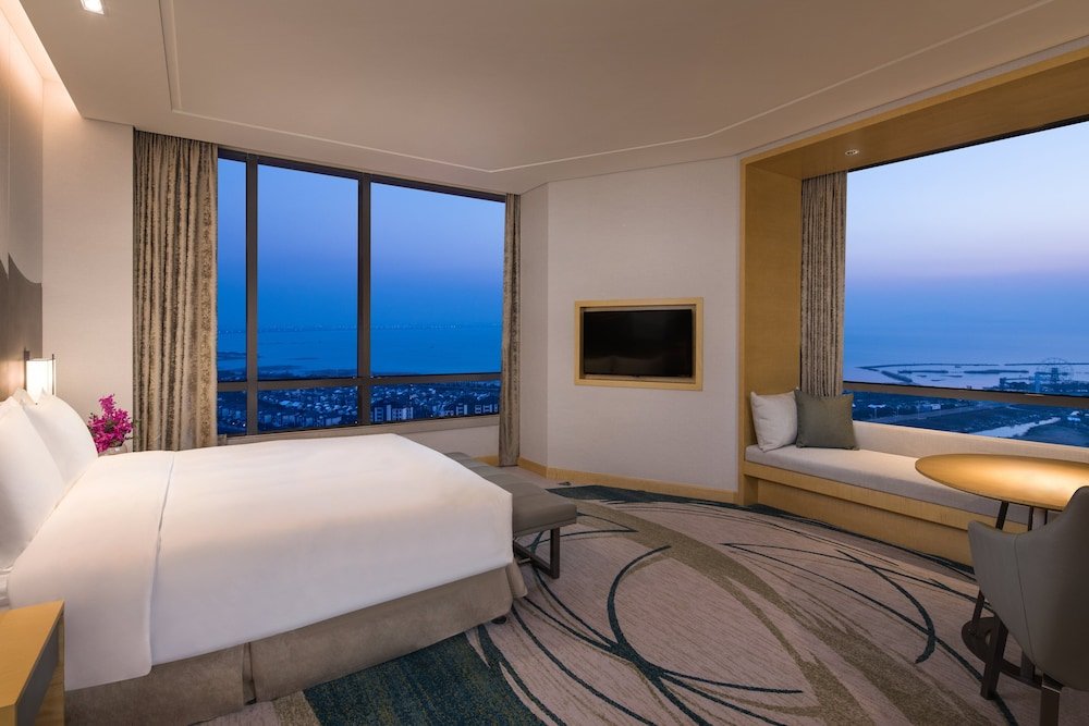 Premium Double room with lake view Holiday Inn Suzhou Taihu Lake, an IHG Hotel