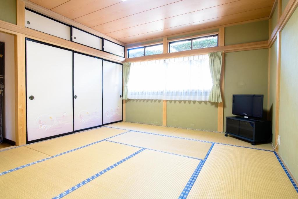 Superior Zimmer Chokiya
