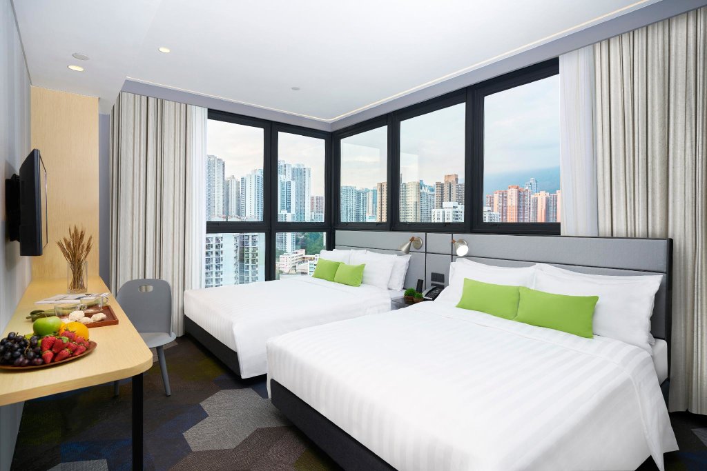 Premier room Hotel Ease Access Tsuen Wan