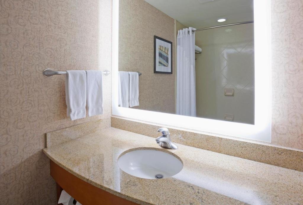 Standard Double room Holiday Inn Hotel & Suites Maple Grove Nw Mpls-Arbor Lks, an IHG Hotel