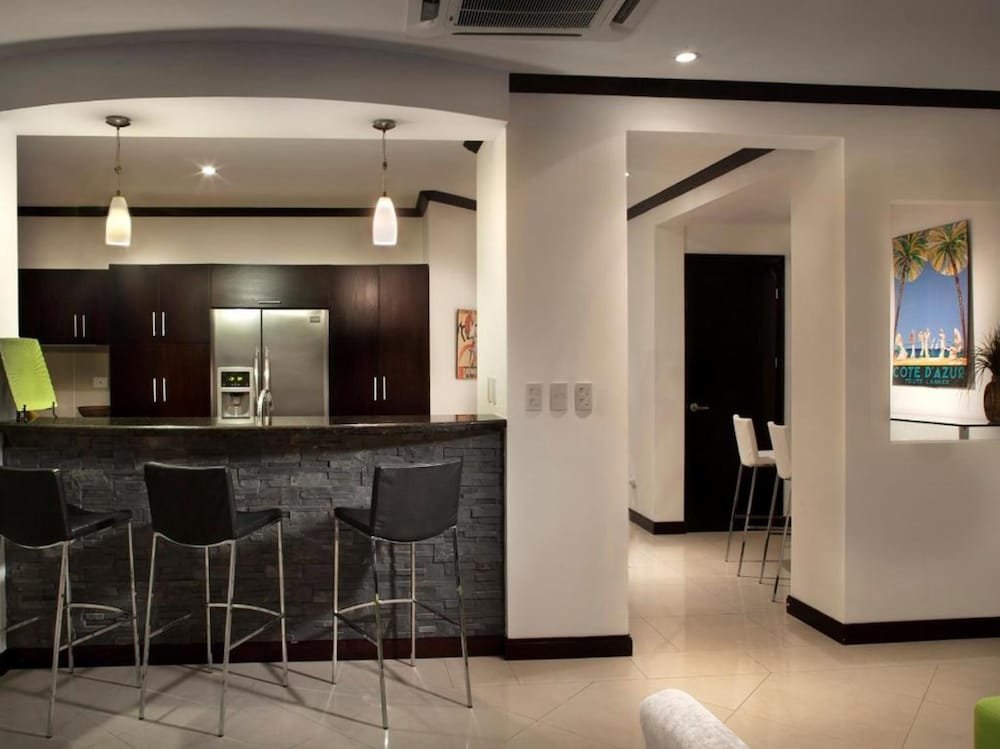 Appartamento 3 camere con balcone Best in Jaco Diamante del Sol Condos