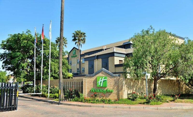 Люкс Deluxe Holiday Inn Johannesburg Airport, an IHG Hotel