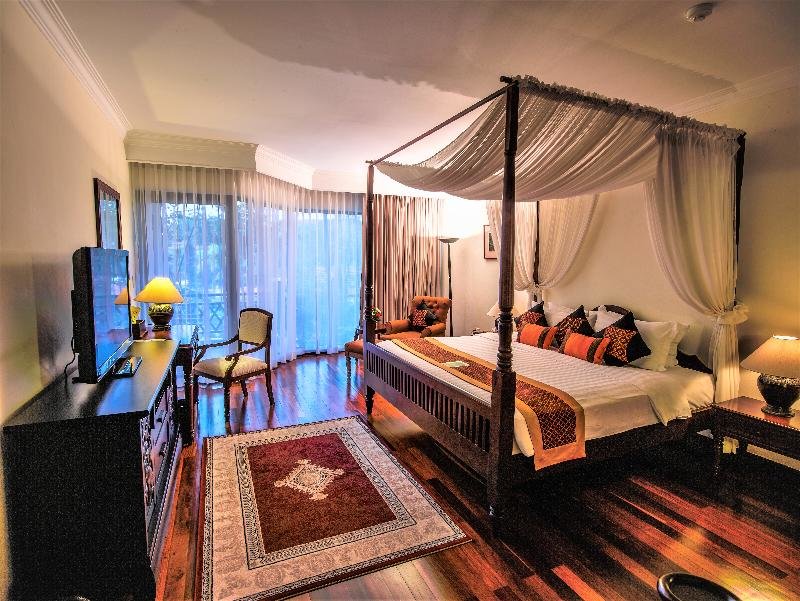 Двухместный номер Standard c 1 комнатой Angkor Palace Resort & Spa