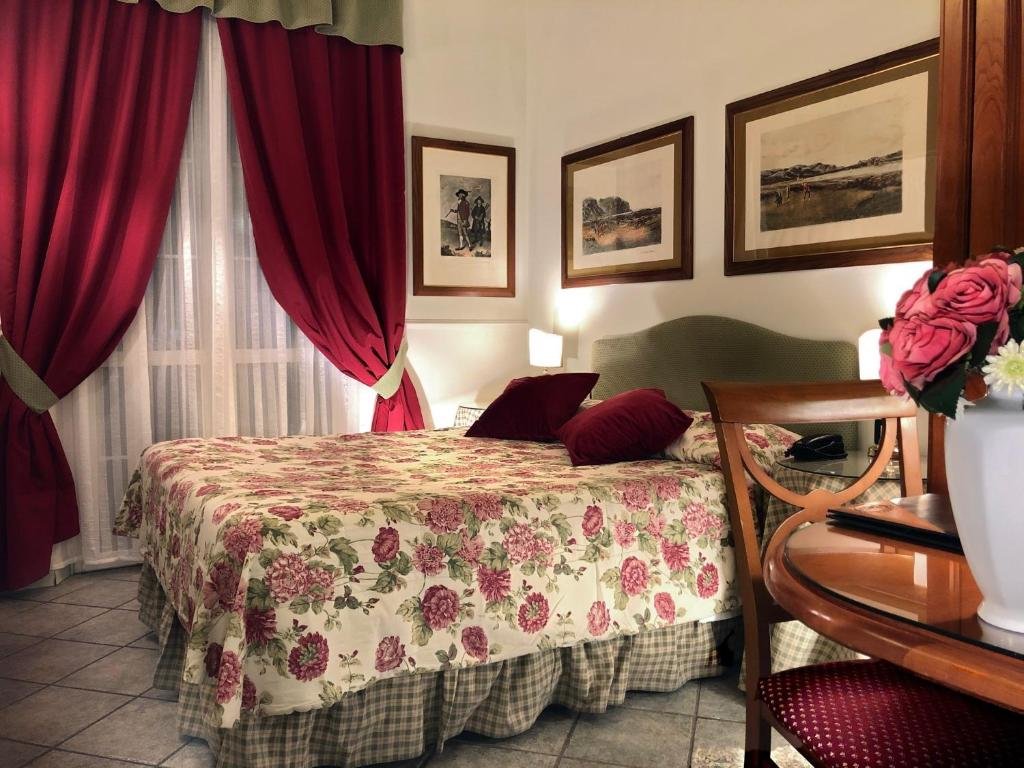 Standard Single room Hotel Rosary Garden