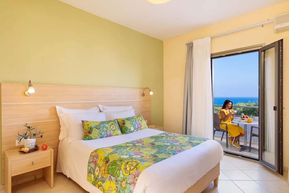 Superior Double room with balcony Oasis Scaleta Hotel