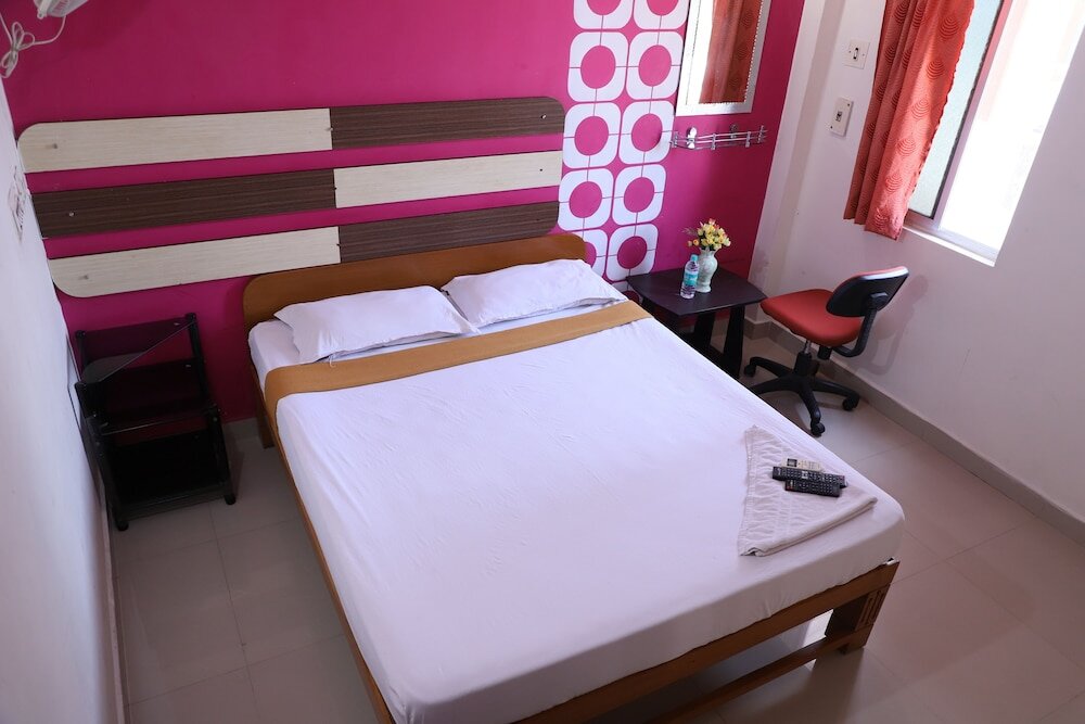 Deluxe studio Just Guest House, Chennai Airport