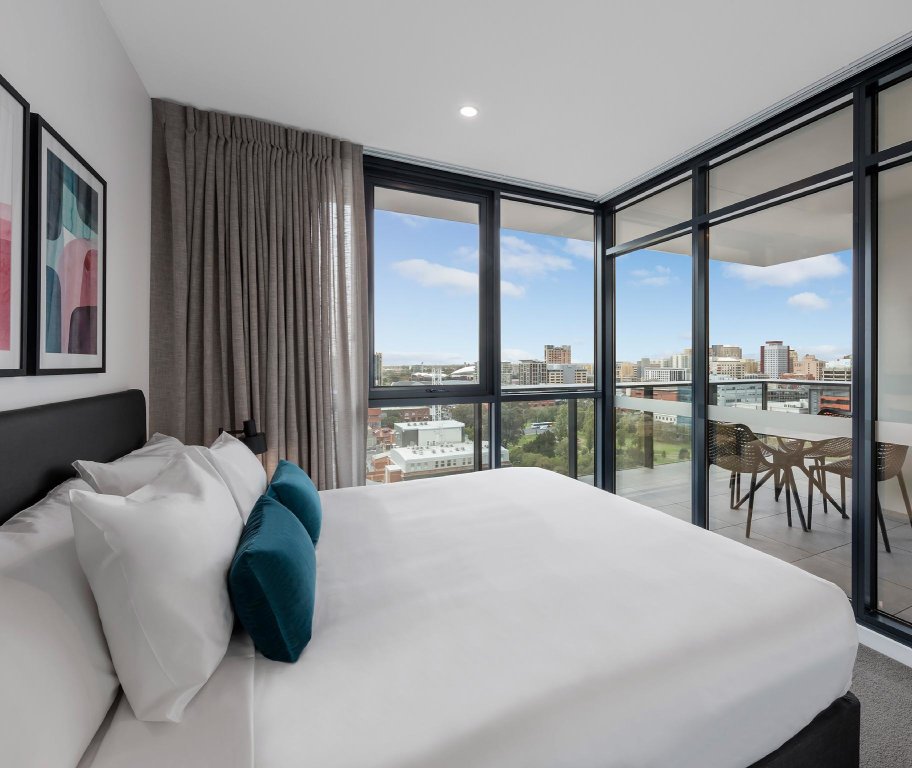 Люкс с 2 комнатами Avani Adelaide Residences