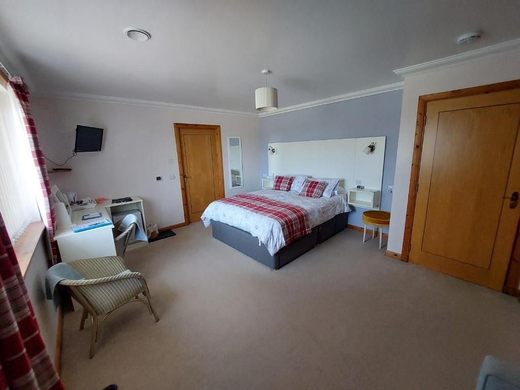 Deluxe Double room with sea view Scorrybreac B&B