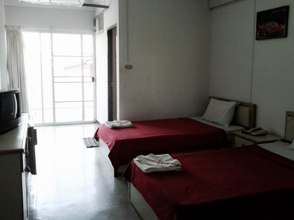 Standard chambre M In Korat Service Apartment
