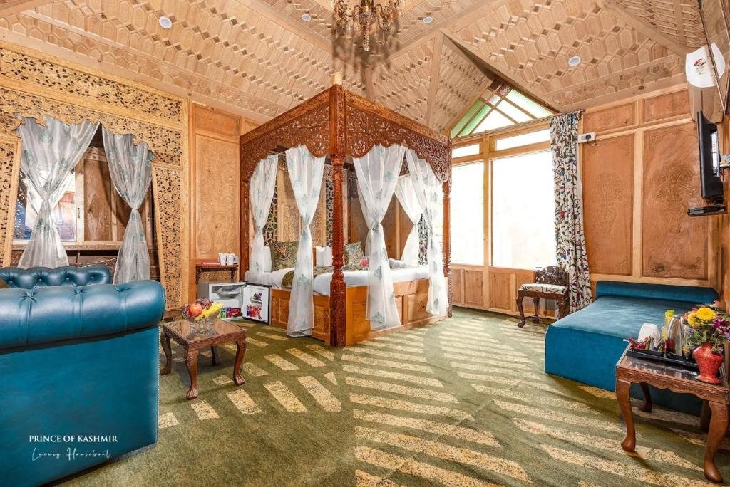 Люкс Deluxe Prince of Kashmir Luxury Houseboat