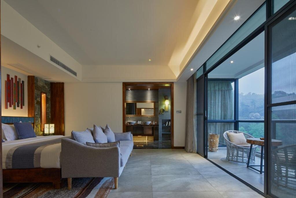 Standard famille chambre avec balcon et Vue sur la rivière Li River Resort
