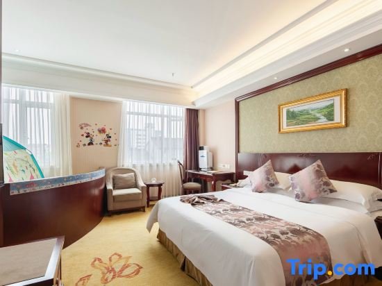 Люкс Deluxe Vienna International Hotel Shanghai Pudong Huinan