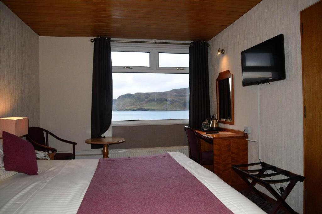 Standard Double room with sea view The Royal Hotel