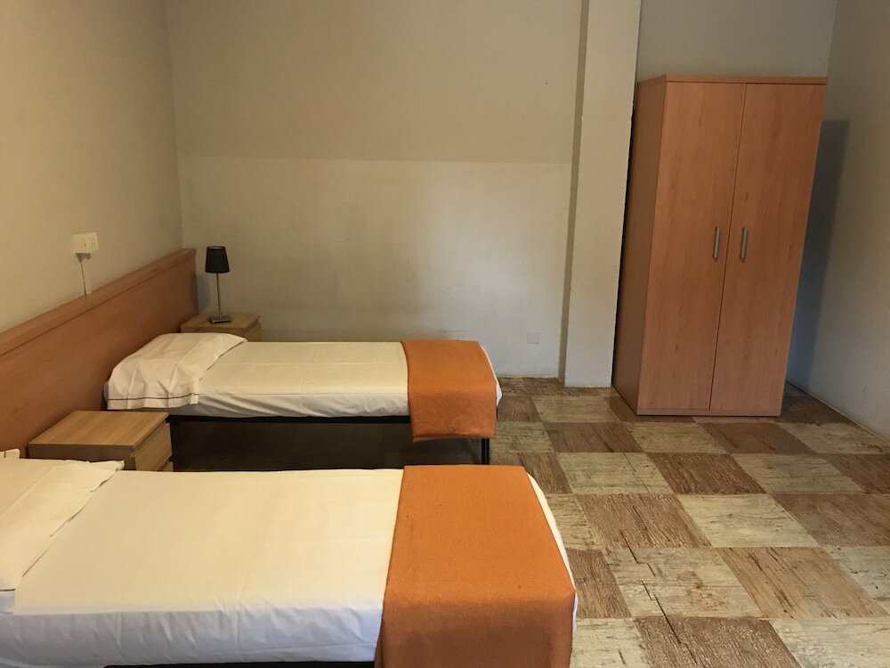 Standard Doppel Zimmer Appartamento Dergano - Hostel