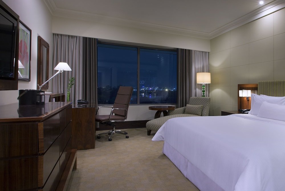 Standard Double room with city view The Westin Pune Koregaon Park