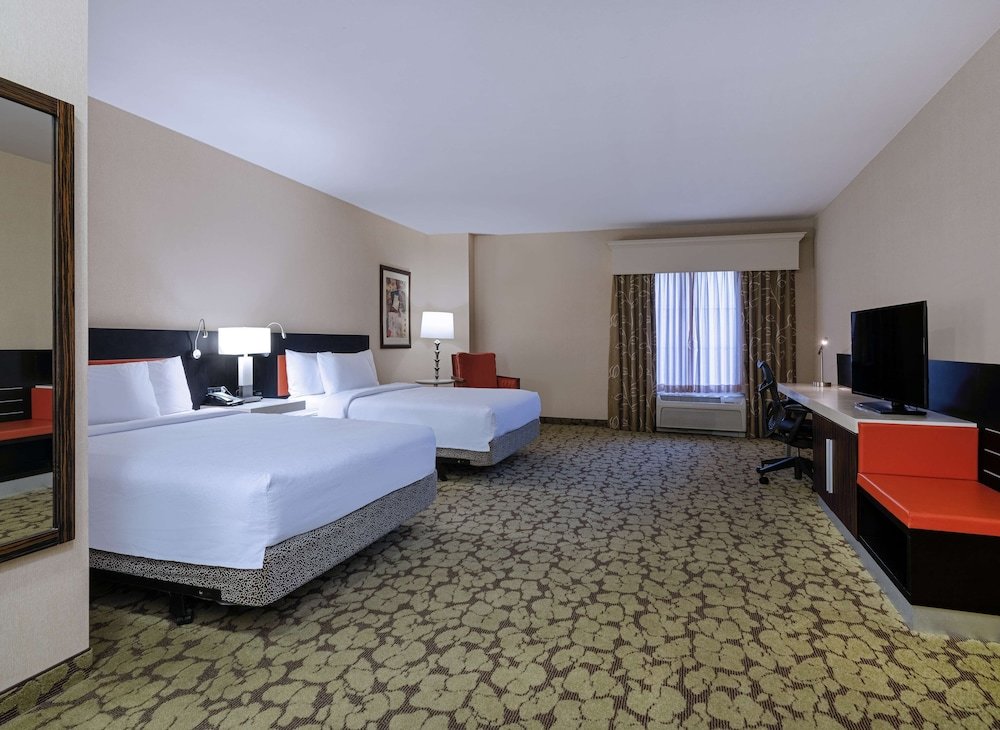 Accessible room Hilton Garden Inn Las Vegas Strip South
