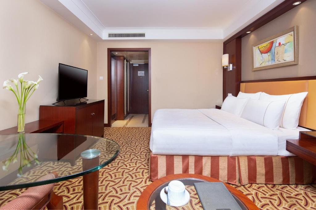 Двухместный номер Executive Deluxe Jianguo Hotel Shanghai