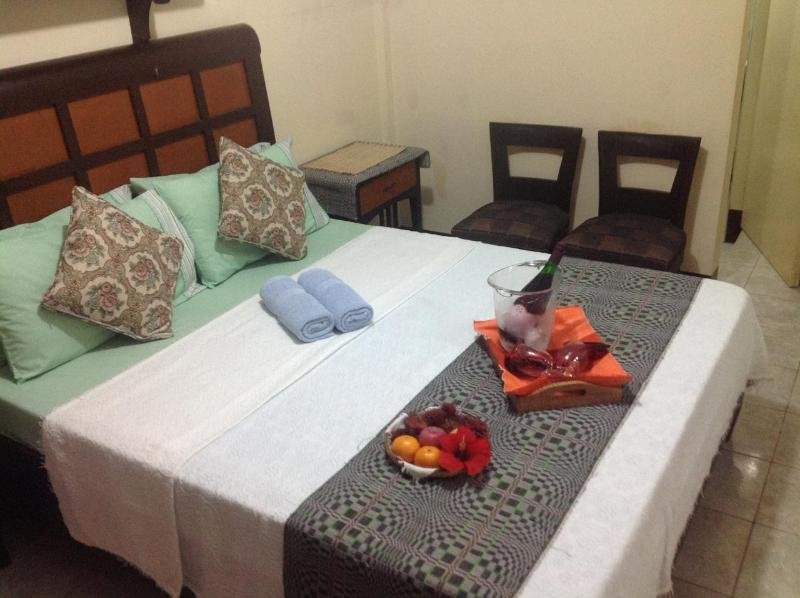 Standard Doppel Zimmer RedDoorz Plus @ Rio Grande de Laoag Ilocos Norte