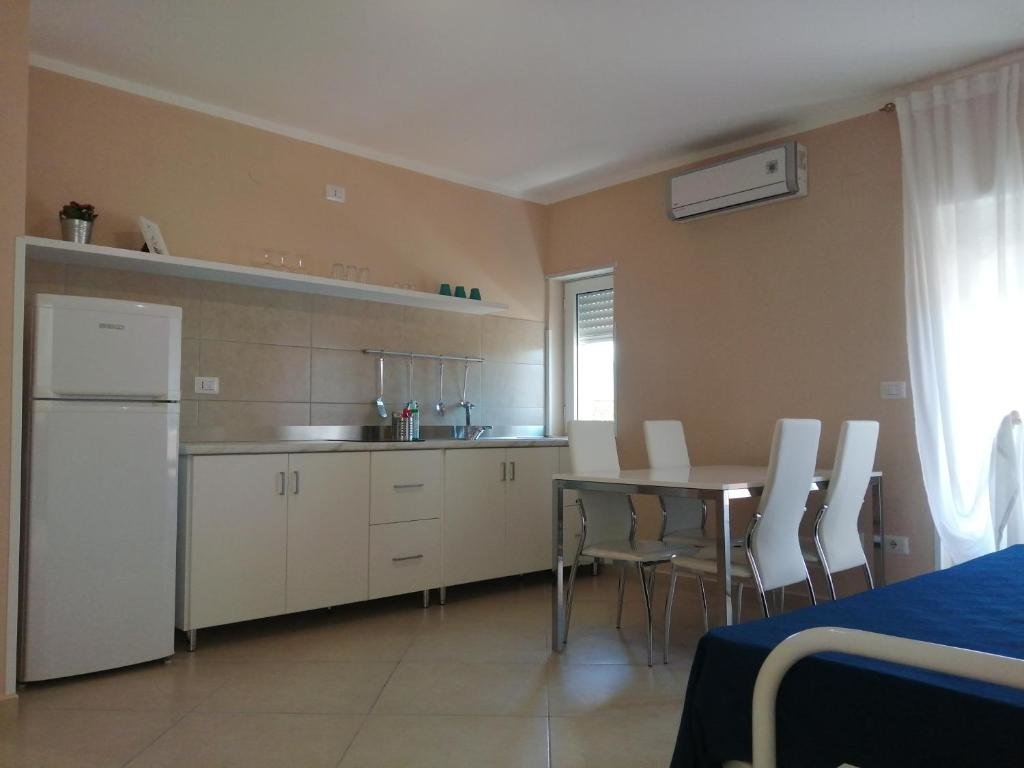 1 Bedroom Apartment with balcony Apartment Laura-2