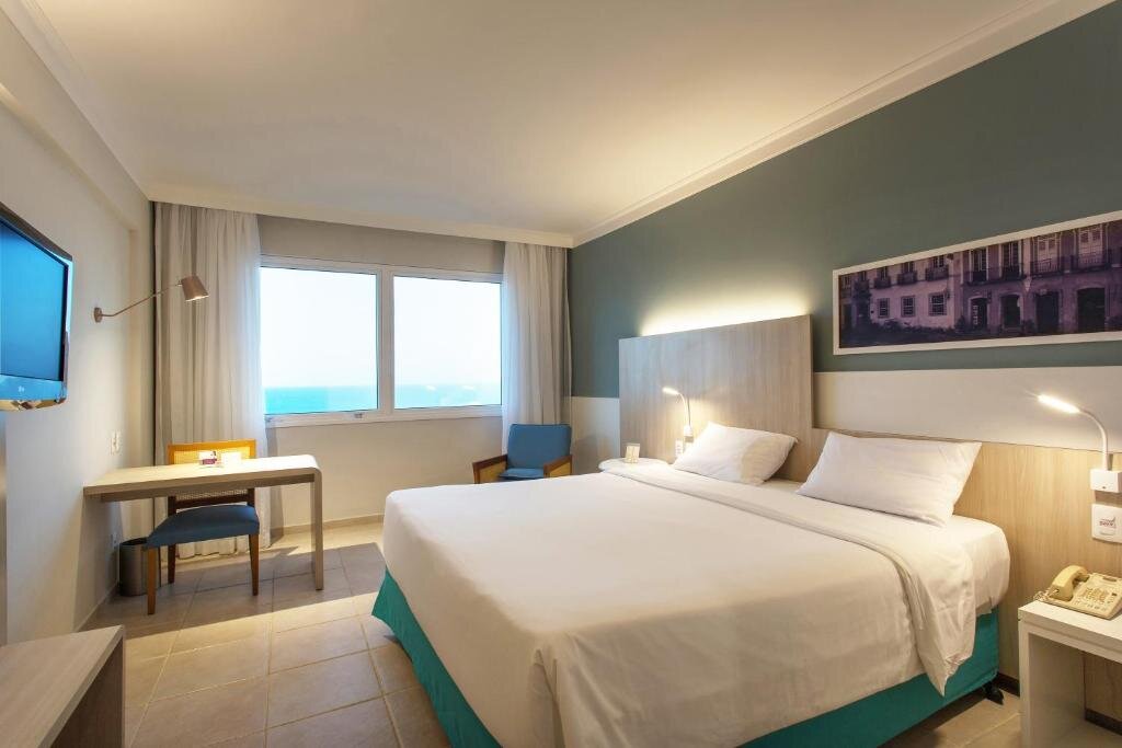 Двухместный номер Superior с видом на море Mercure Salvador Rio Vermelho Hotel