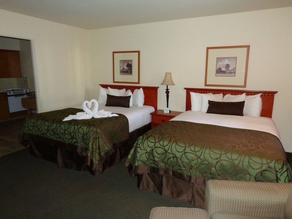 Standard Vierer Zimmer Coronado Motor Hotel, a Travelodge by Wyndham