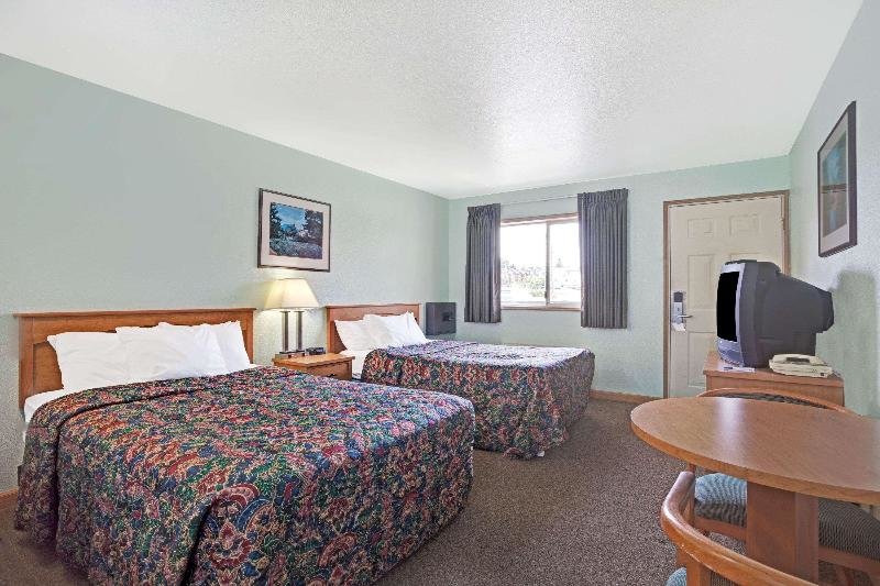 Standard Vierer Zimmer Travelodge by Wyndham Seattle North of Downtown