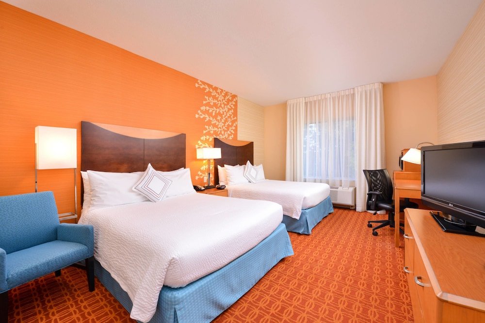 Standard Vierer Zimmer Fairfield Inn & Suites by Marriott White Marsh
