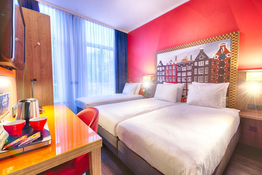 Трёхместный номер Comfort Leonardo Hotel Amsterdam City Center