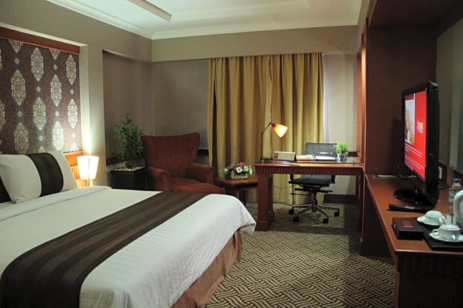 Superior Zimmer Abadi Suite Hotel & Tower Jambi by Tritama Hospitality