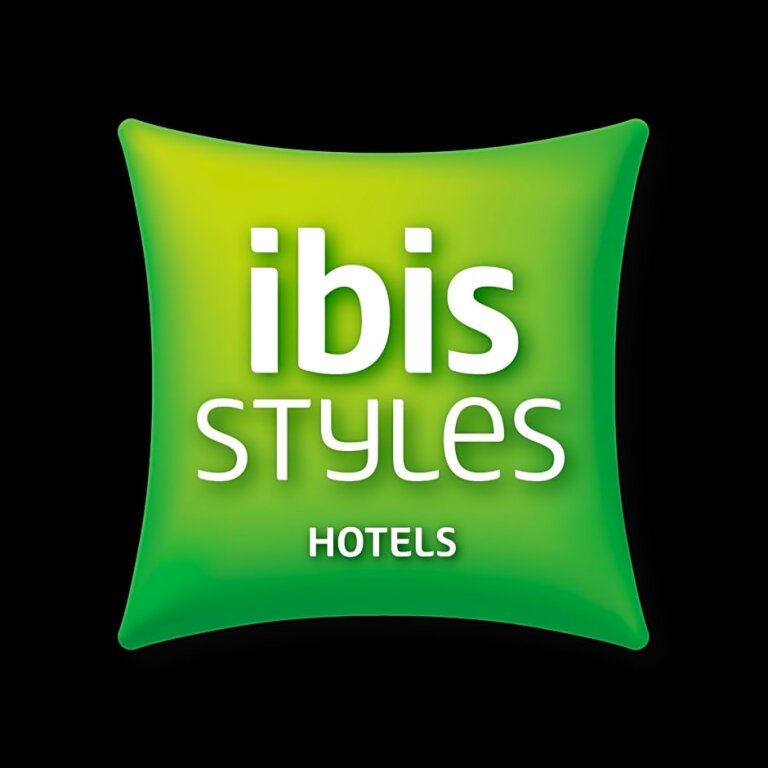 Standard chambre ibis Styles Orléans