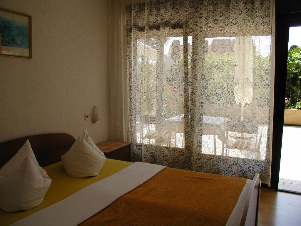 Standard Doppel Zimmer mit Blick Rooms Vila Mautner
