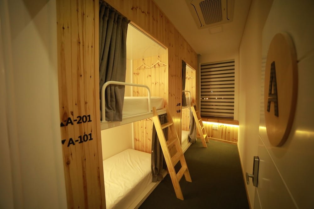 Cama en dormitorio compartido (dormitorio compartido femenino) Book Home Gyeongju