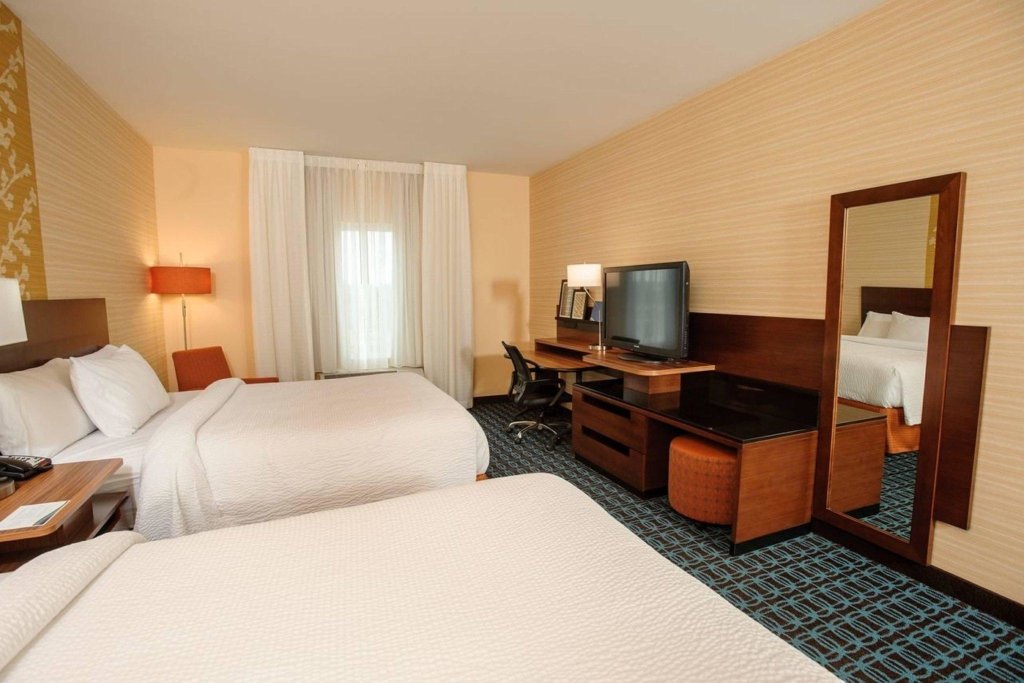 Standard room Fairfield Inn & Suites Athens I65