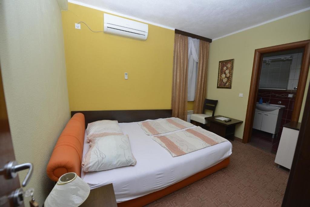 Standard Double room with mountain view Motel Borik
