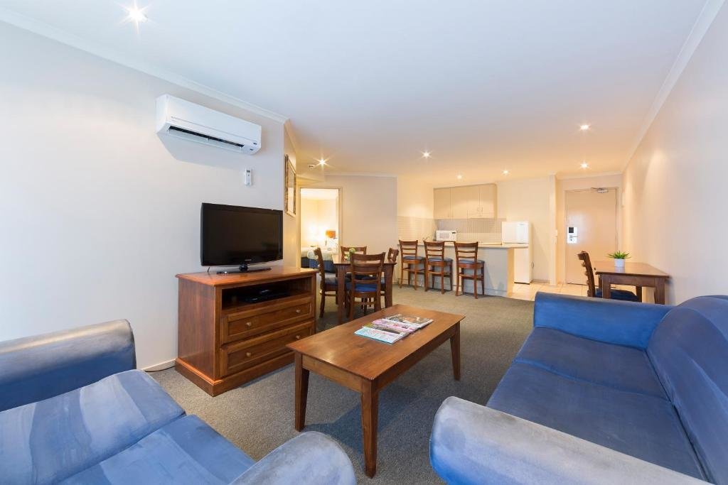 Апартаменты с 2 комнатами Canberra Parklands Central Apartment Hotel Official