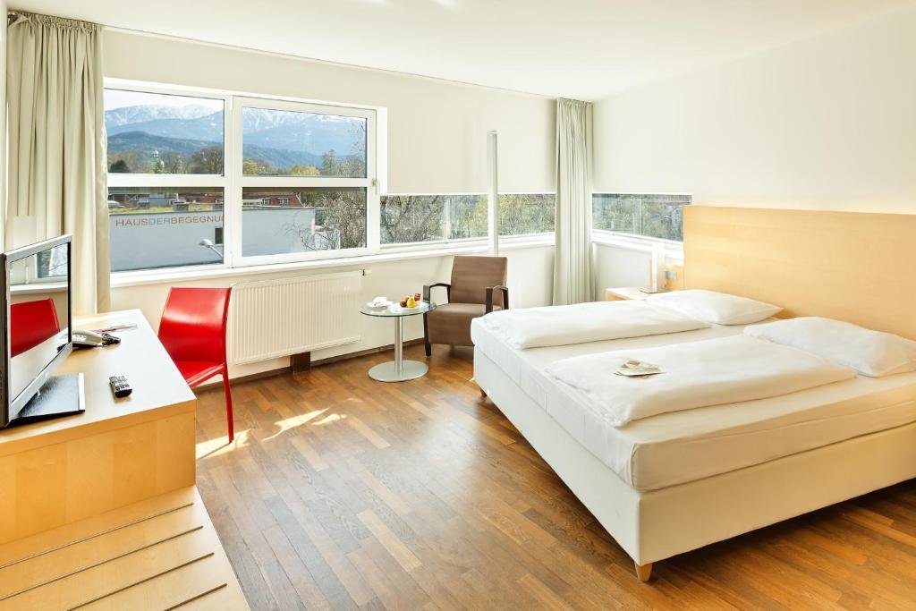 Номер Comfort Austria Trend Hotel Congress Innsbruck