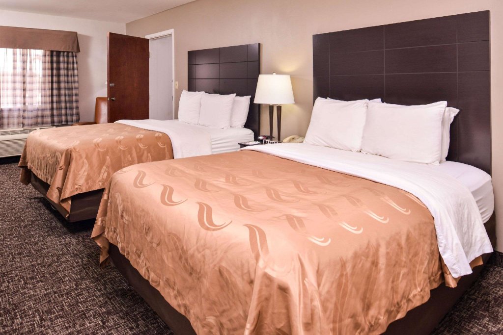 Standard Vierer Zimmer Quality Inn and Suites Beaumont