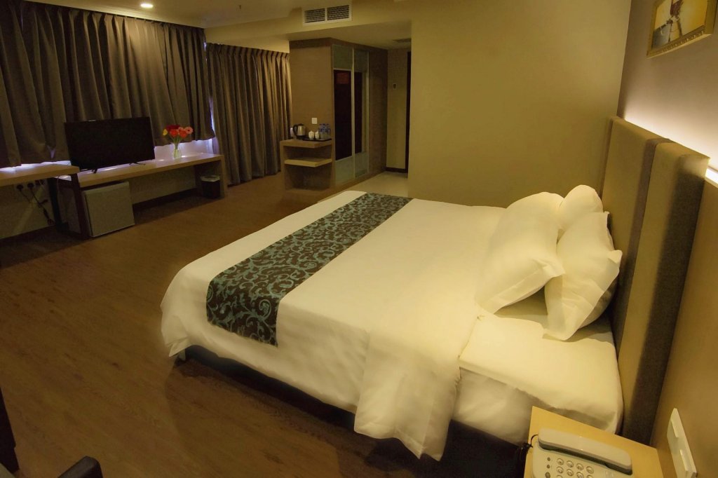 Номер Deluxe Hotel Anika Kluang