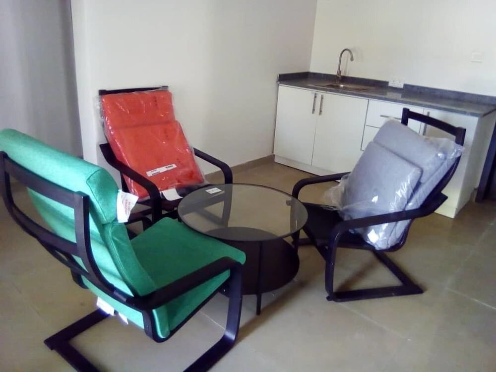 4 Bedrooms Cottage Ithika Guest House