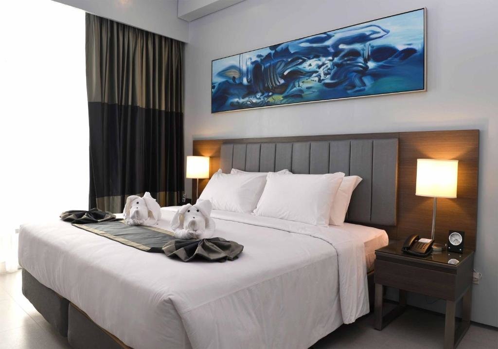 Superior room Bayfront Hotel Cebu North Reclamation