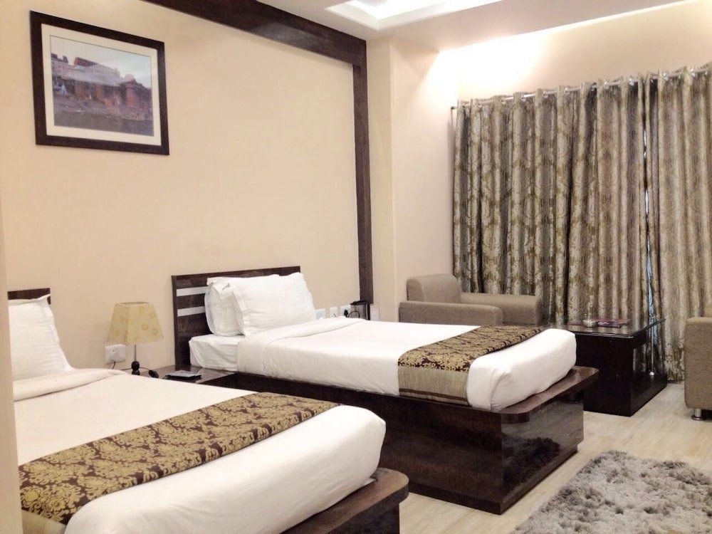 Номер Superior Hotel Madhuvan Palace