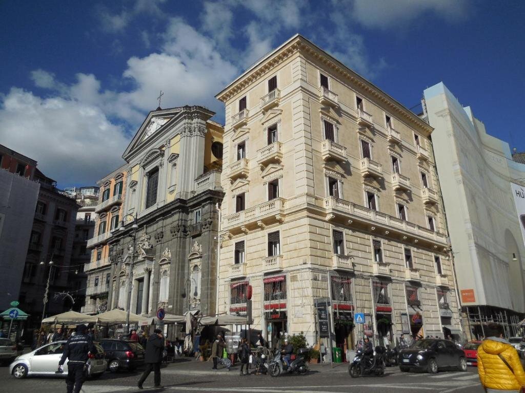 Апартаменты Appartamento sul Teatro San Carlo