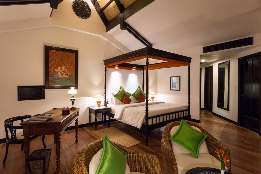 Полулюкс Angkor Village Suites