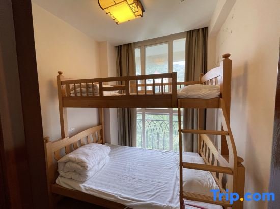 4 Bedrooms Deluxe Family duplex Suite Yangguang Bieyuan Hotel