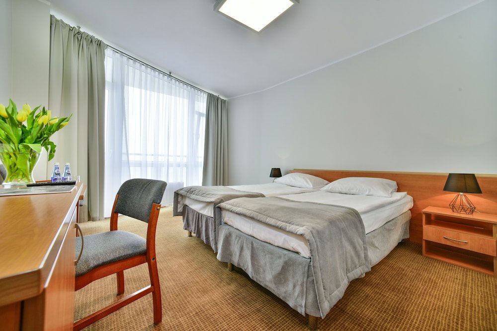 Standard Double room with balcony Sanatorium Uzdrowiskowe Bałtyk