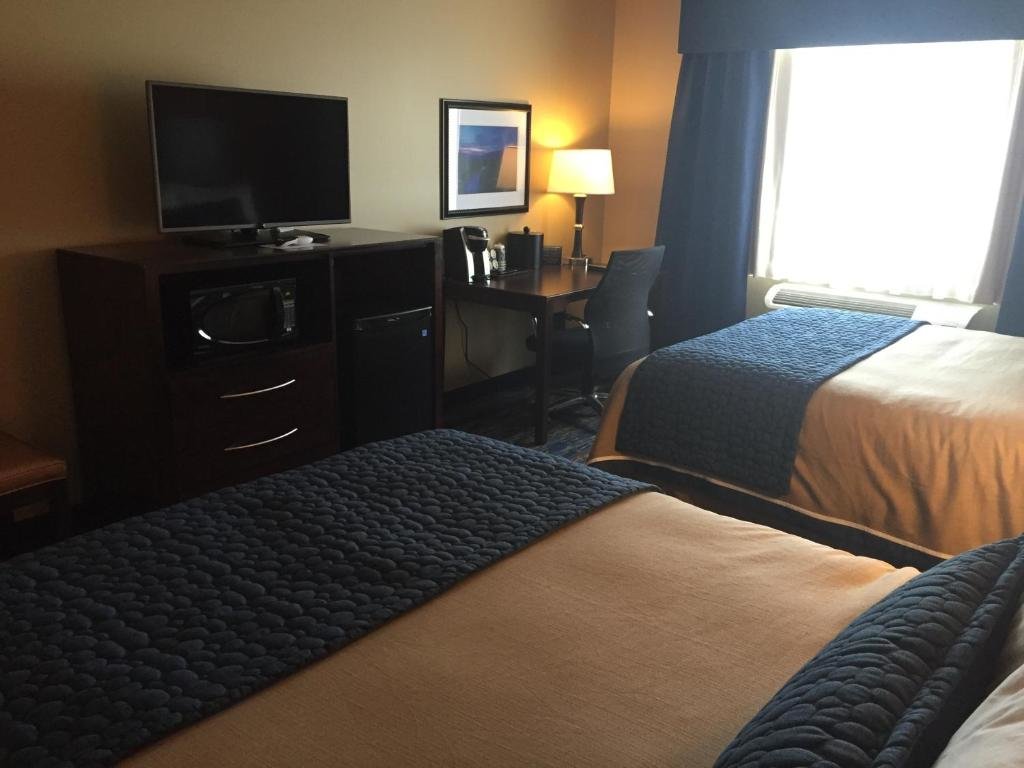Двухместный номер Standard Grandstay Hotel & Suites Mount Horeb - Madison