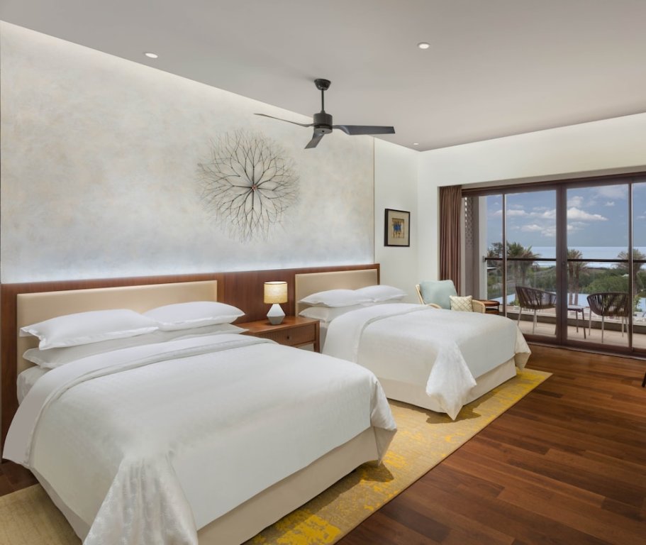 Standard quadruple chambre avec balcon et Vue mer Sheraton Grand Chennai Resort & Spa