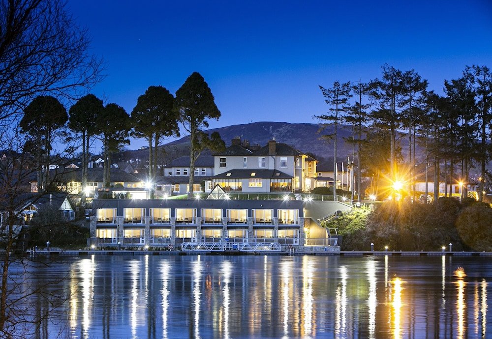 Двухместный номер Standard с видом на озеро The Lakeside Hotel & Leisure Centre