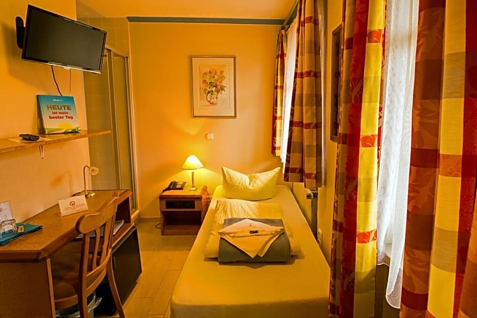 Standard Einzel Zimmer Hotel Zur Linde